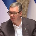Uživo "svi se pozivaju na neko pravo, a onda ga svesno krše" Vučić na Međunarodnom forumu studenata: "Srećan sam što vidim…