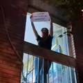 Građani i studenti obišli Mariju Vasić, poruke sa terase odjeknule gradom