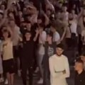 Pazarci čekali Poljake u gradu, a onda otišli ispred hotela gde su igrači Jagelonije i napravili šou!