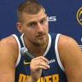 Jokić zatekao sve: Hoćete da ga poljubim?! (video)