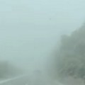 Zastrašujući snimak iz auta: Vozač u Srbiji ide kroz vejavicu, ovde je neophodan veliki oprez