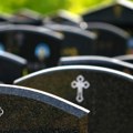 Sutra su Zadušnice, očekuje se veći broj ljudi na grobljima: Koristite gradski prevoz, ove linije su pojačane