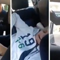 Ljudska veličina! Pojavio se snimak Halida Bešlića kako peva bolesnoj ženi, koja je nepomično ležala u autu