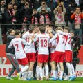 Potpuna ludnica u Varšavi: Kakav preokret Poljske, Džeko doneo izjednačenje u Kardifu!