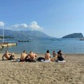 Putujete u Crnu Goru ovog leta? Evo šta možete da prenesete preko granice bez dodatnih troškova