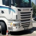 Kamiondžija iz Srbije imao saobraćajku u Grčkoj, tovar mu se rasuo! Evo šta je prevozio i u kakvom je stanju