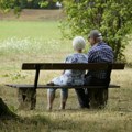 Uredba: Penzionerima sa minimalnom penzijom niži računi za struju
