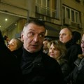 Ćuta se obratio Vučiću: Pusti nevinu decu, daj nalog, pa nek mene privedu