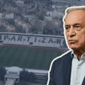 Predsednik crno-belih u ostavci ponovo u sedlu: Da li Milorad Vučelić svesno gazi Ustav Partizana ili se hvata za „kvaku“…