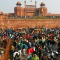 Hiljade poljoprivrednika maršira ka glavnom gradu Indije