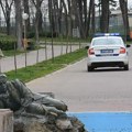 Filmska potera U Kragujevcu: Muškarac sa drogom bežao kroz grad: Na terenu jake policijske snage, građani se u panici…