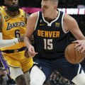 Uživo la Lejkers - Denver: Nikola Jokić kreće na Lebrona u NBA plej-ofu i želi novi rekord u "Gradu anđela"