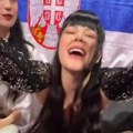 Teya Dora se oglasila usred Evrovizije: Iznenadićete se kad vidite ko je pored nje! Ne skidaju osmehe