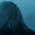 „The Witcher“: Evo kako Lijam Hemsvort izgleda kao Geralt u 4. sezoni (VIDEO)