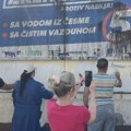 Kandidati za odbornike liste „Zrenjanin protiv nasilja“ okrečili uništenu kuću: „Zajedno možemo da pobedimo…