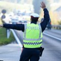 Auto oduzet i biće prodat: Prva primena strogog zakona, vozač jurio 198 km/h!