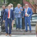 Igor Simić saslušan u vezi sa barikadama, čeka se ispitivanje Rakića i Eleka, poternica za Radoičićem