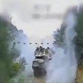 Gore izrealske Merkave: Hezbolah napada FVP dronovima po ruskom receptu (video)