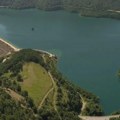 U Međeđem Potoku na jezeru Gazivode počelo rušenje vikendica