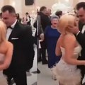 Nikad viđen snimak Jovane Jeremić i novog dečka milionera: Pokretima je izludeo, a onda je strasno poljubio!