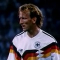 Tužne vesti iz Nemačke: Preminuo čuveni fudbaler zaslužan za osvajanje Svetskog prventsva! (video)