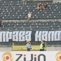 Bivši igrači i navijači pitaju vlast da li podržava uništavanje kluba iz Humske: Podsećamo da je Partizan državni klub…