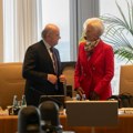 ECB nastavlja sa monetarnim popuštanjem, očekivana inflacija niža za 0,3 odsto