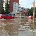 Jači pljusak niške ulice pretvorio u reke i jezera
