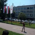 Okončana drama u Smederevu; Pritvorenik pretio da će da skoči sa krova policijske stanice FOTO/VIDEO