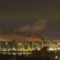 Rusija gađala Kijev raketama i dronovima, poginulo najmanje devet osoba