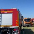 Požar u Sremskoj Kamenici: Brzom reakcijom vatrogasaca sprečeno širenje na susedni objekat