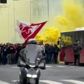 Delije "okupirale" centar Beograda: Navijači Zvezde iz više delova grada u korteu "marširaju" na proslavu