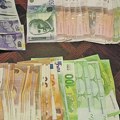 Ušetala u banku i na prevaru podigla 1,3 miliona evra! Posle dve godine od pljačke u Herceg Novom istraga tapka u mestu