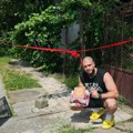 Dejan Dragojević Kupio Kuću i odmah uneo jedan detalj! Zahvalio se Alahu, a evo kako izgleda nekretnina: Mala kućica u cveću…