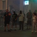 Neredi u Valjevu: Demonstranti napali Žandarmeriju, kamenovane institucije i demolirane prostorije SNS