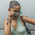 Људи тек откривају "мрачно значење" популарне минималистичке тетоваже: "Ако ово видите - бежите што даље од те особе"