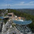 Srbija dobija neverovatnu turističku atrakciju: Jedinstveni stakleni vidikovac na vrhu Kablara - Skajvok, otvara se u četvrtak…
