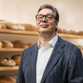 Vučić poredi cene hleba i goriva: "Manipulacija, po ostaloj hrani smo najskuplji"