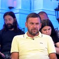 Erotski poljubac u pušioni Dokazano da Mikica Bojanić vara suprugu: Šta je tu loše, odlična si riba!