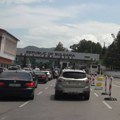 AMSS: Putnička vozila po sat vremena čekaju na Horgošu, Horgošu 2 i na Gradini
