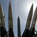 Tajno su ukrcali balističke rakete Britanci objavili fotografije, ovo je oružje koje Severna Koreja šalje Rusiji