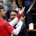 Đoković - Mekdonald, uživo: Novak tražio da se meč prekine, ali ga ne slušaju