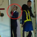 Tramp progovorio o šamaru koji je dobio Makron: Savetujem mu da vrata drži otvorena...
