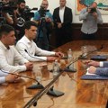 Aleksandar Vučić sa Milošem Pavlovićem u Predsedništvu nakon napada: Bolje ćaci, nego naci