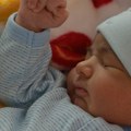 Pet beba rođeno za jedan dan u leskovačkom porodilištu