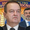 Ко све помаже и саветује Ивицу Дачића: Више помоћника и саветника него позорника, незванична биографија занимљивија од…