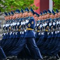 Severnokorejski vojnici prvi put marširali Crvenim trgom