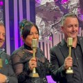 Ivana Šalipur pobednica glasovima žirija "Nikad nije kasno": Vatrena crnka se rasplakala, pozirala sa kolegama