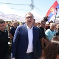 Žila kucavica za jug Srbije: Vučić obišao radove na deonici od 3,9 kilometara koja će preporoditi sela oko Leskovca