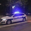 Poginuo muškarac kod Batajnice, automobil sleteo sa kolovoza
